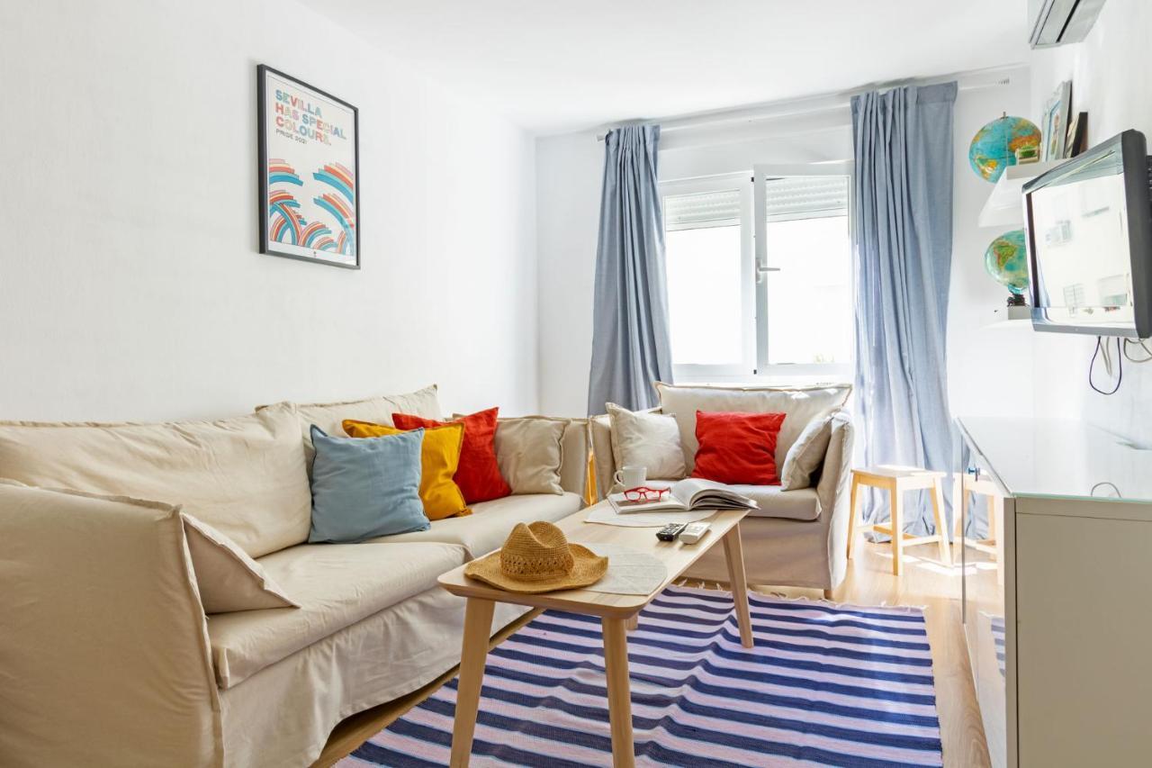 Colours Apartment And Garage Historical Center 4 Pax Севилья Экстерьер фото