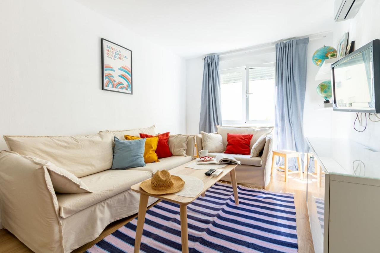 Colours Apartment And Garage Historical Center 4 Pax Севилья Экстерьер фото