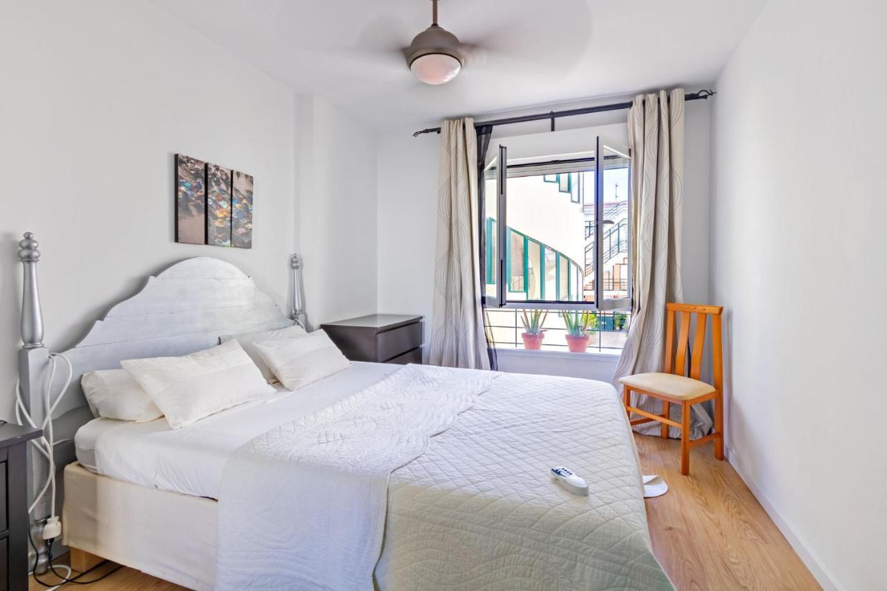 Colours Apartment And Garage Historical Center 4 Pax Севилья Экстерьер фото