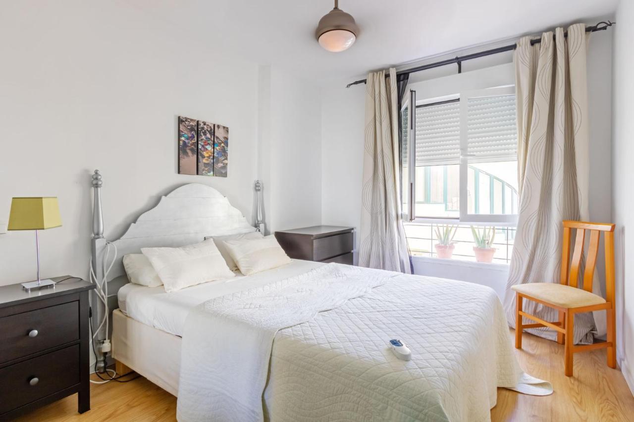 Colours Apartment And Garage Historical Center 4 Pax Севилья Экстерьер фото