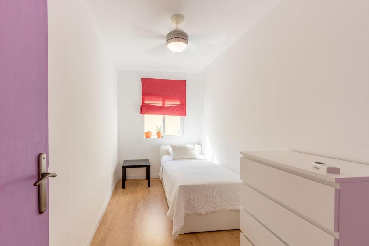 Colours Apartment And Garage Historical Center 4 Pax Севилья Экстерьер фото