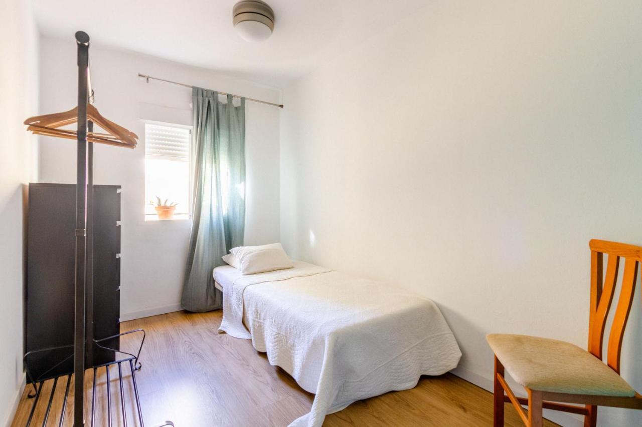 Colours Apartment And Garage Historical Center 4 Pax Севилья Экстерьер фото