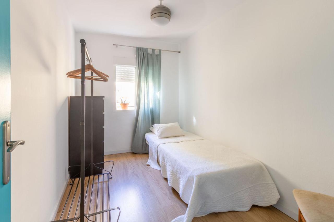 Colours Apartment And Garage Historical Center 4 Pax Севилья Экстерьер фото